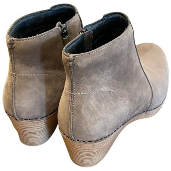 DANSKO Women's Maria Professional Taupe Suede Heeled Mule Ankle Bootie 40 9.5/10 - Picture 10 of 16
